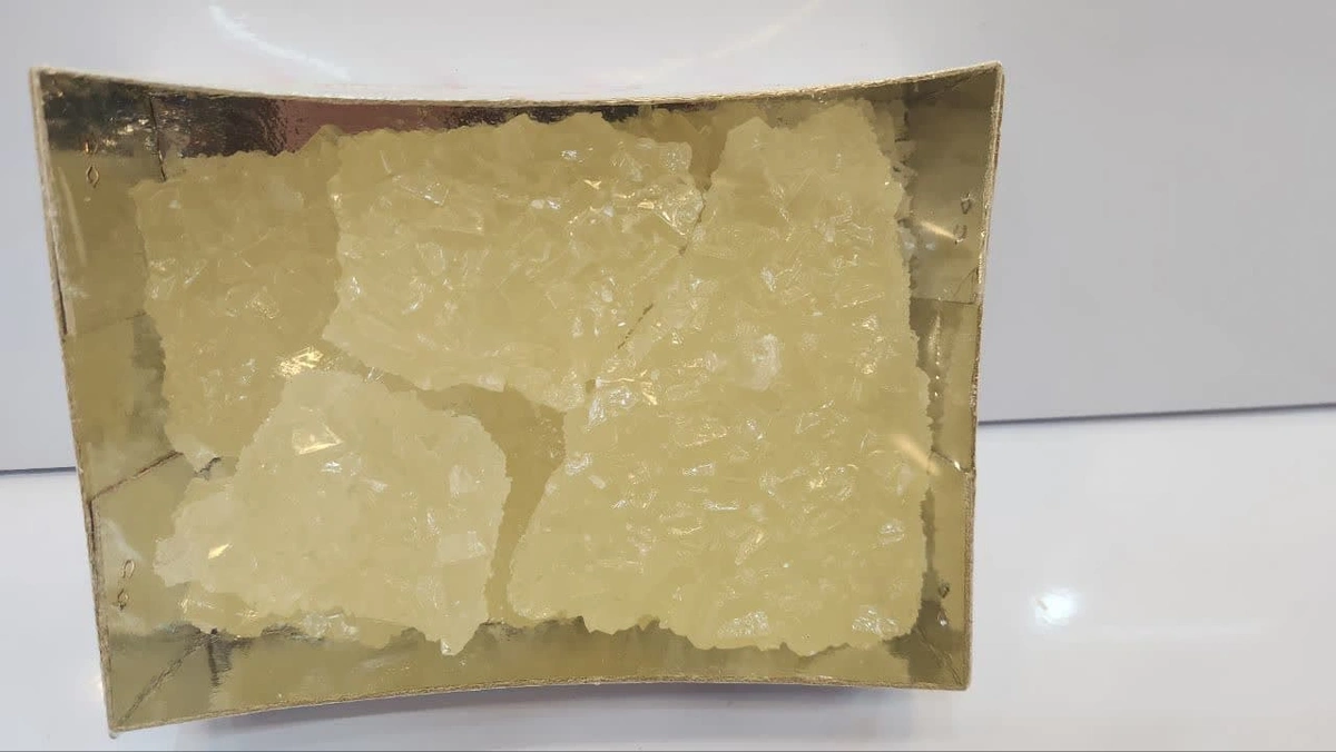 نبات تخت ساده 1 کیلویی اصفهان نوین